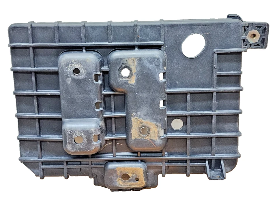 Base de soporte de montaje en bandeja de batería Hyundai Azera 2012-2016 37150-3K200 OEM Foto 3 de 3