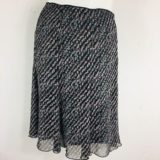 Sag Harbor Skirt sz 18 Black Gray Red Graphic Print Ruffle Hem Modern Workwear