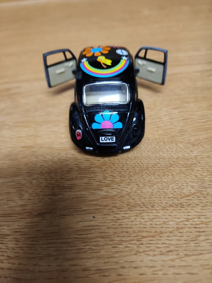 Lote de 3 Kinsmart VW Pull Back Diecast 1:32 con bonificación 1:24 Beetle con tablero Foto 4 de 4