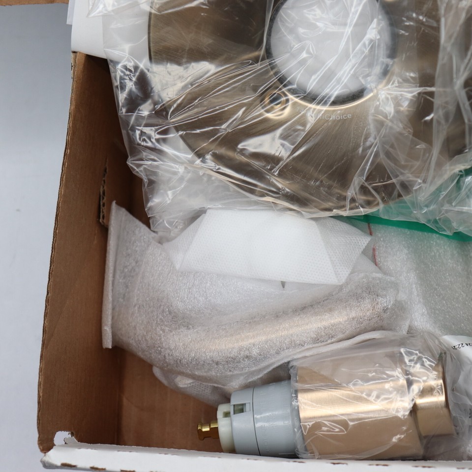 Delta Faucet Tub and Shower Faucet Combo Bathtub and Shower Trim System