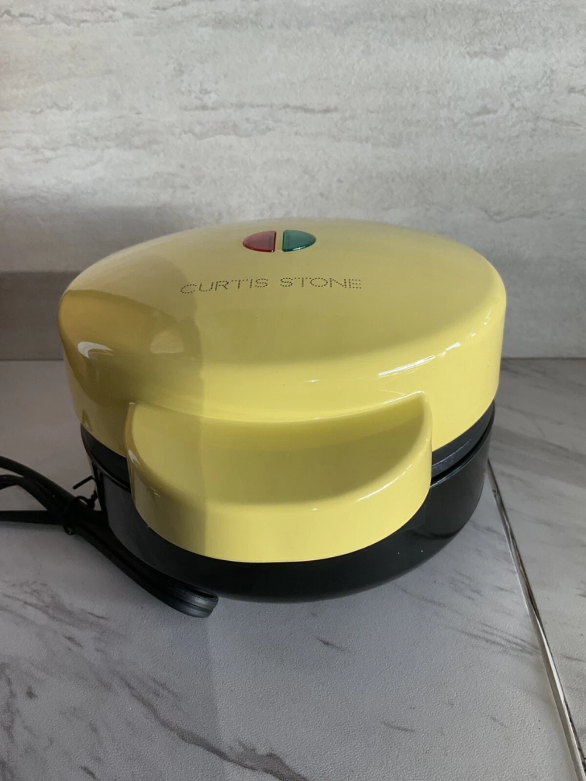 NEW 5 in Curtis Stone stuffed waffle maker