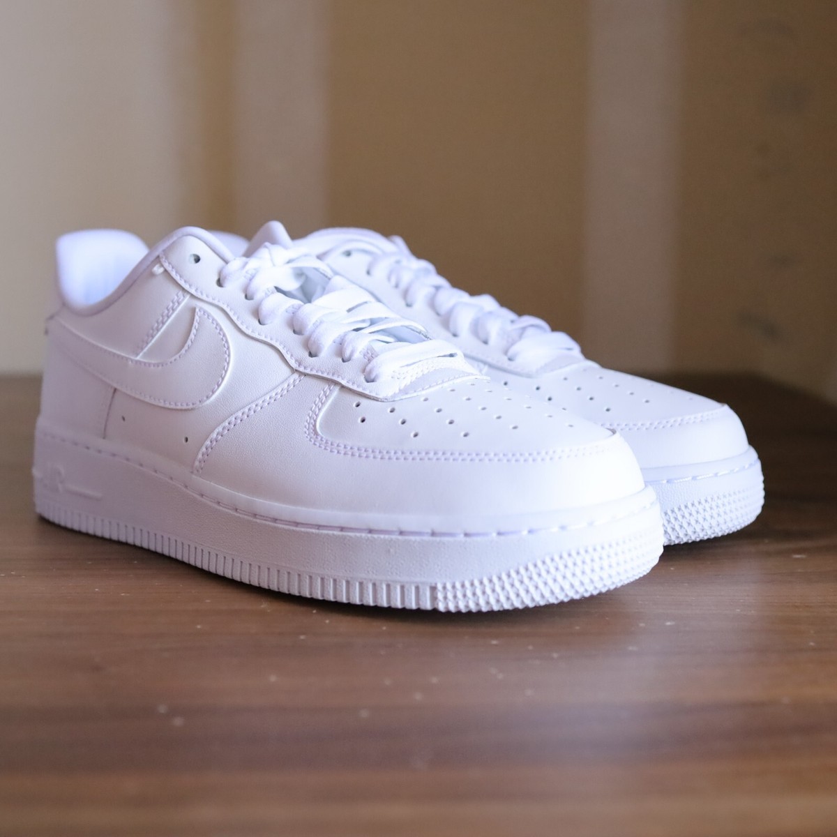 Nike WMNS Air Force 1 Low White Pendats ナイキ DD1525-100 Nike Air Force 1 '07 LX 'Lucky Charms' DD1525-100 Women's 9
