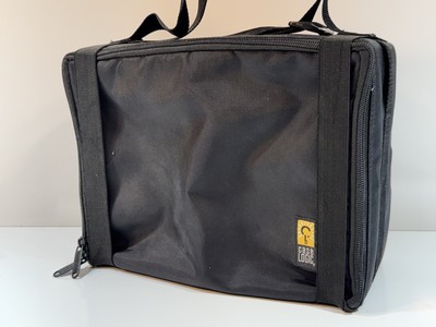 CASE LOGIC Portable 30 CD Compact Disc Carry Strap Bag