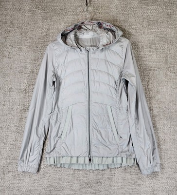 LULULEMON Spring Fling Puffy Down Windbreak Jacket Womens 8 Silver Spoon