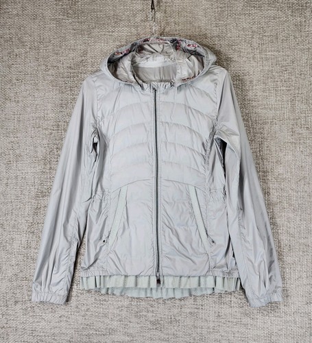 LULULEMON Spring Fling Puffy Down Windbreak Jacket Womens 8 Silver Spoon