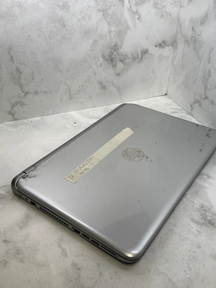 HP Pavilion 15-n028sa 15.6" AMD A10-4655M 2GHz per parti/da riparare - Immagine 2 di 4