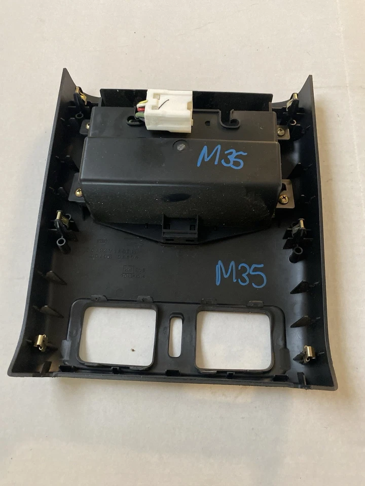 Panel de consola central trasera Infiniti M35 2006-2007 con rejilla de ventilación de aire 96930-EG100 Foto 3 de 4