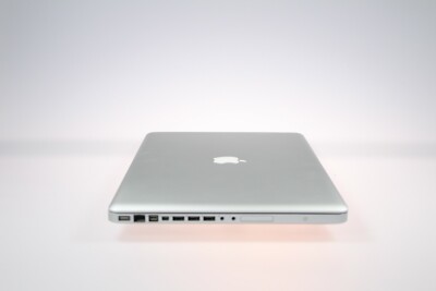MacBook Pro 17インチ ASCII.jp：最強ノート・17インチMacBook Proを試す（前編） (1/4)