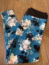 TC LuLaRoe Tall Curvy Leggings