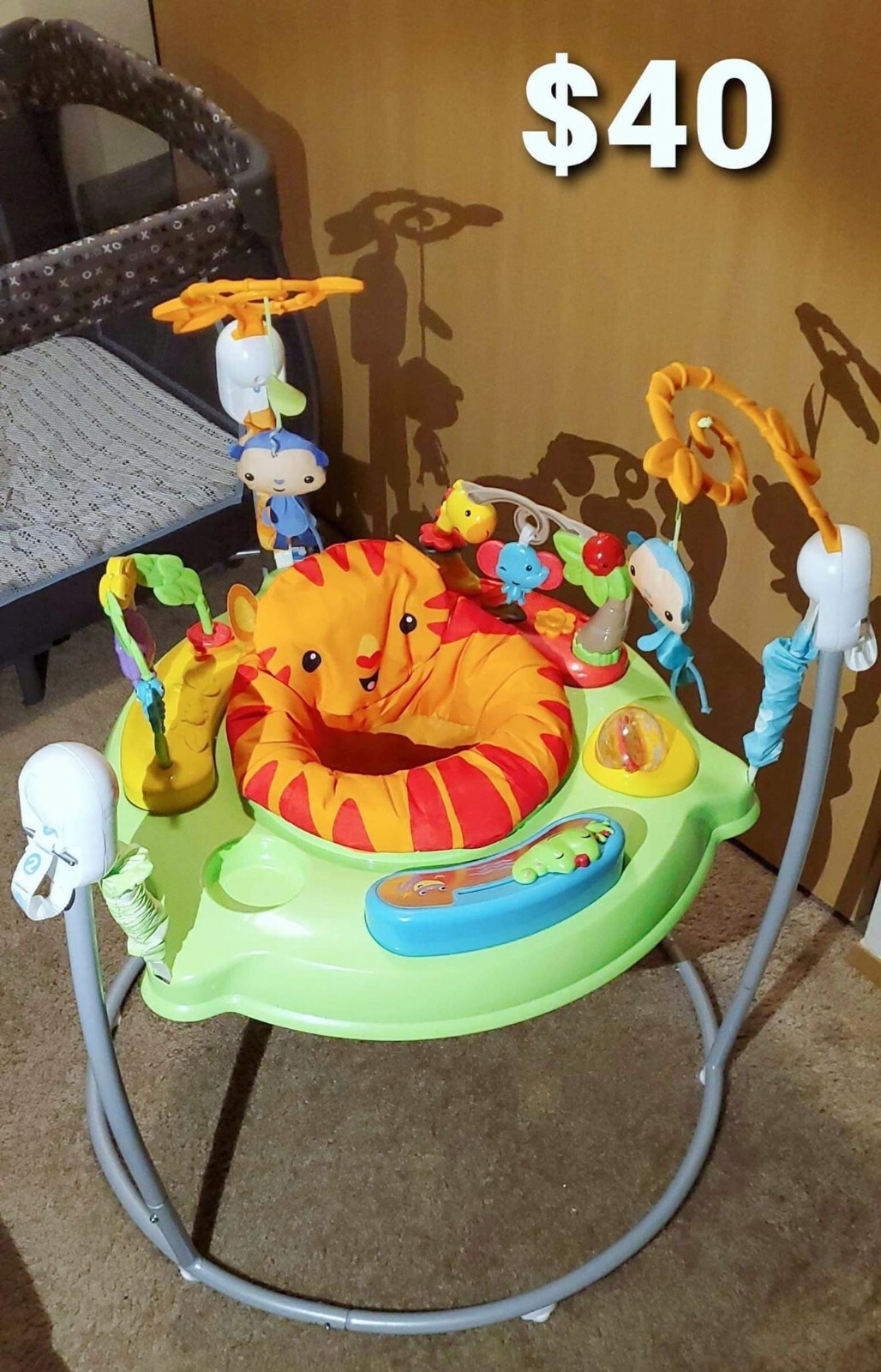 roarin rainforest jumperoo