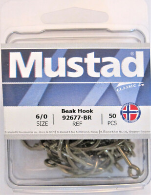 Two Packs of 50 (100 hooks) Mustad Classic 92677-BR Bronze Beak Fish Hooks 6/0