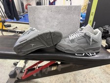 jordan 4 wet cement Size 8.5 used 9.9/10 cond