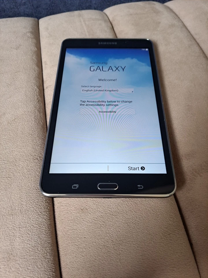 Samsung Galaxy Tab 4 SM-T230 Wi-Fi 7in Tablet Black, photo 4 of 5