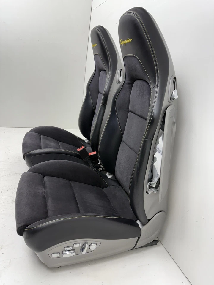 Porsche 718 Spyder 2017-2024 asientos delanteros izquierdo y derecho Alcantara OEM Foto 4 de 4