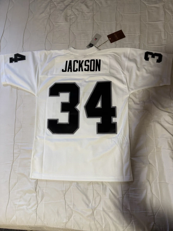 Camiseta Bo Jackson Los Angeles Raiders 1988 Mitchell & Ness Legacy talla mediana 40 Foto 2 de 4