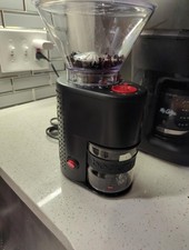 Bodum Bistro Electric Conical Burr coffee Grinder, Timer, 12 Settings, Black