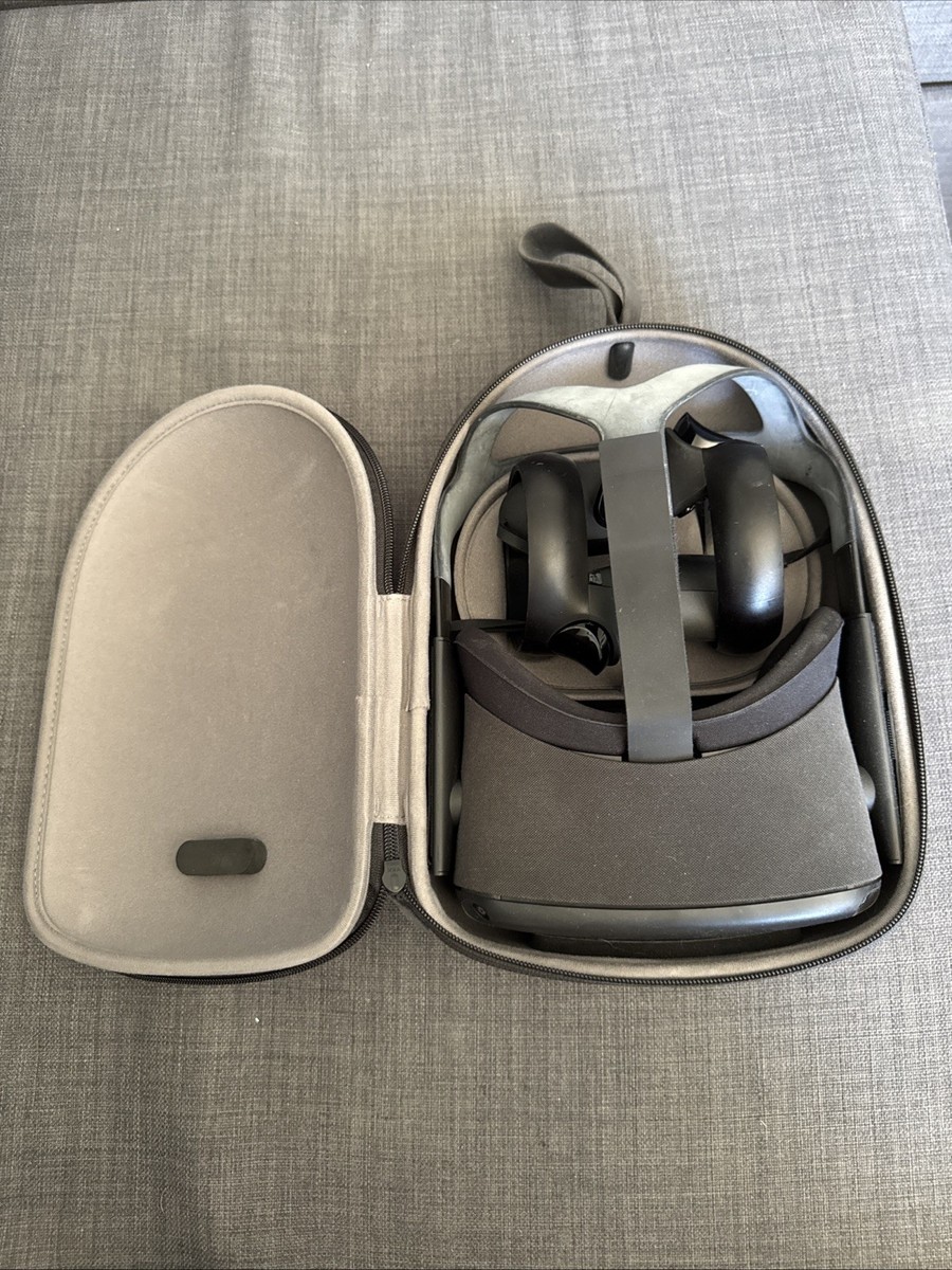 Oculus Quest 1 Virtual Reality Headset 64GB, Black, with Travel