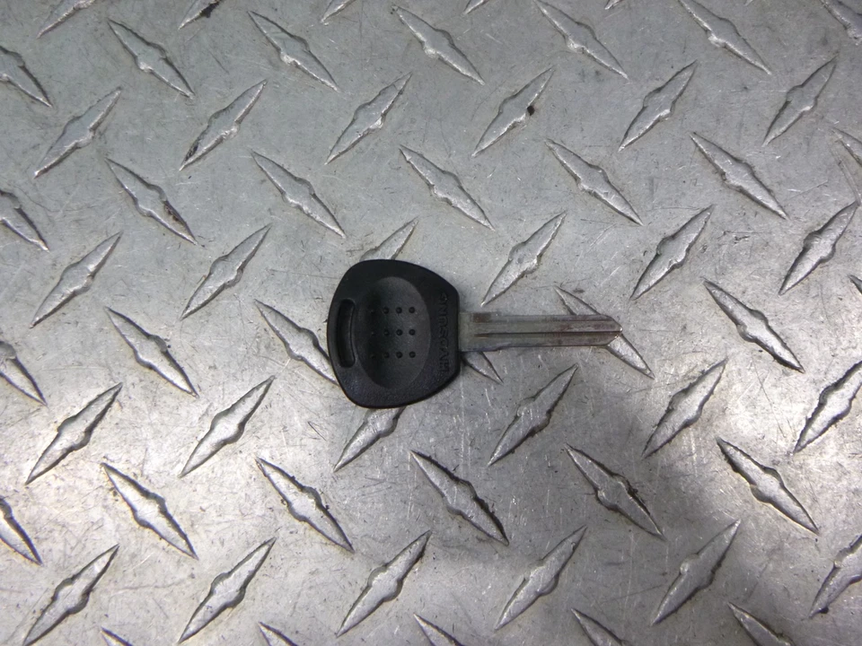 Llave de encendido en blanco Hyosung GV650 GT250R GT650R GV250 GD250R 37110HG5150 Foto 2 de 2