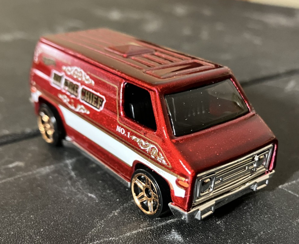 Red Fire Chief Ford Super Van - Loose Hot Wheels HW City 1:64 Diecast - CLEAN NM