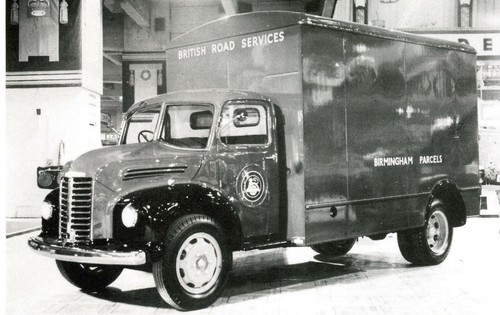 DODGE PLASTIC BOX VAN - BRS - 1954 COMMERCIAL MOTOR SHOW (MOTORCARDS POSTKARTE)