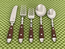 Chefs BISTRO WOODGRAIN BROWN Stainless 18/8 NEW Flatware SMART CHOICE E82N