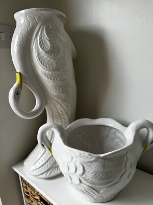 White  Porcelain Jug Vase And  Bowl Have CRACK AND  Broken