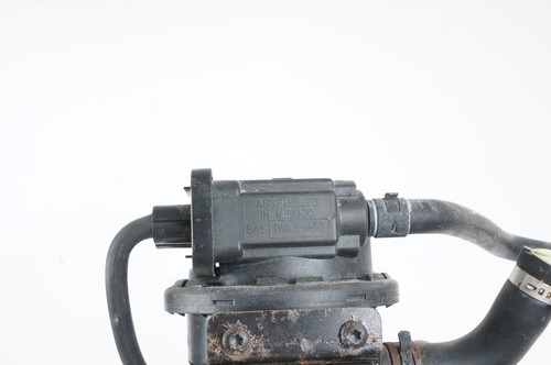 2010 - 2020 Bentley Mulsanne EVAP VALVE - Picture 8 of 11