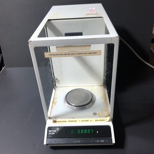 Mettler Toledo AE200 Analytical Balance Scale (Read Description Please)
