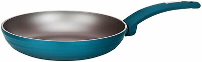Nutrichef 9.5 in Medium Fry Pan-Non-Stick, Light Gray Inside and Green Outside