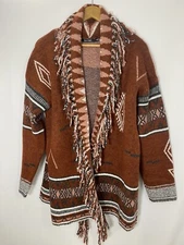 NEW DOE & RAE SOFT & REALLY WARM RUST SWEATER  - OPEN FIT & stretchy Sz- M & L