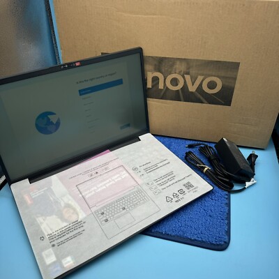 Lenovo V15 G3 IAP Laptops Intel Core i7-1255U 1.70GHz 16 GB Memory 512 GB