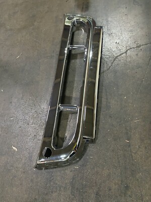 Freightliner Cascadia Front Bumper Center Cover Facia