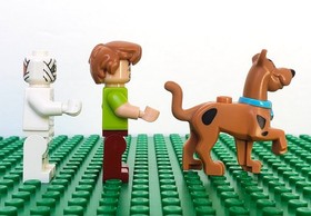 Lego Scooby Doo set Mummy Museum Mystery 75900 Shaggy Dr. Najib