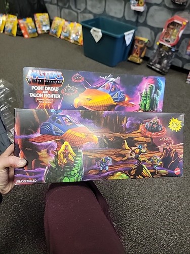 Masters of the Universe MOTU He Man Origins Point Dread & Talon Fighter New OB - Picture 1 of 7