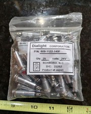 LOT of 25 NEW DIALIGHT 609-1122-140F RED LED Indicator - Mount 9.35mm dia hole