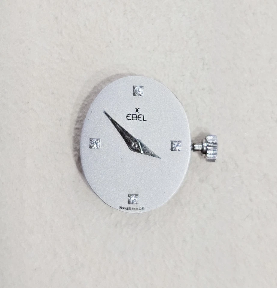 Movimiento EBEL Cal. 1677 - Cuerda manual - Esfera con diamantes Foto 2 de 4