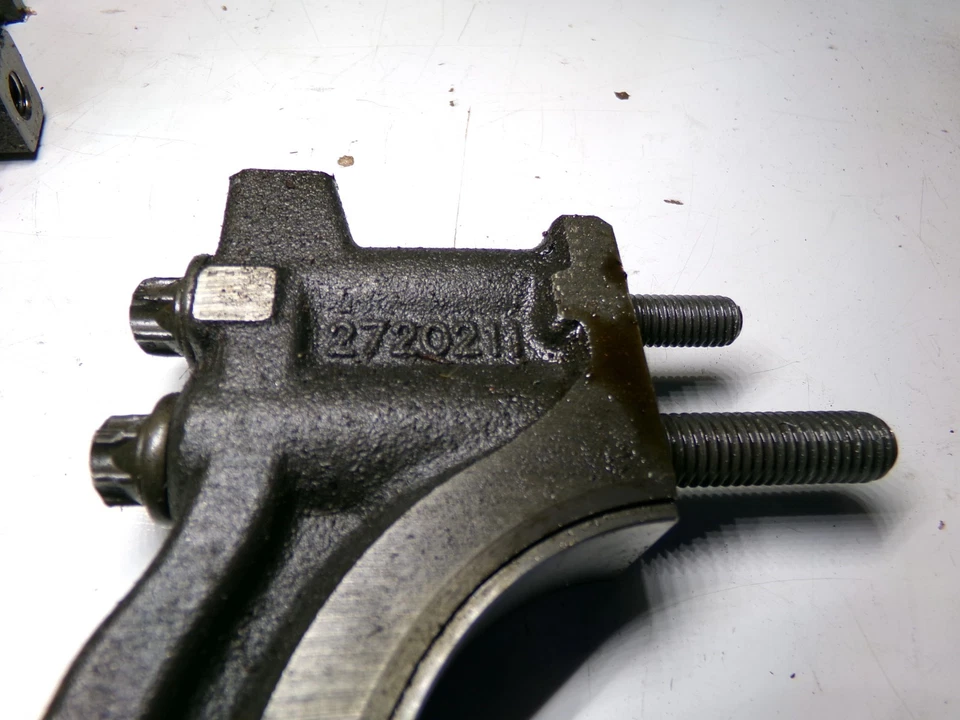 Tampas de rolamento de manivela de bloco de motor 2720211 07-13 Mercedes Benz W221 S550 M273 CL550 - Imagem 3 de 4