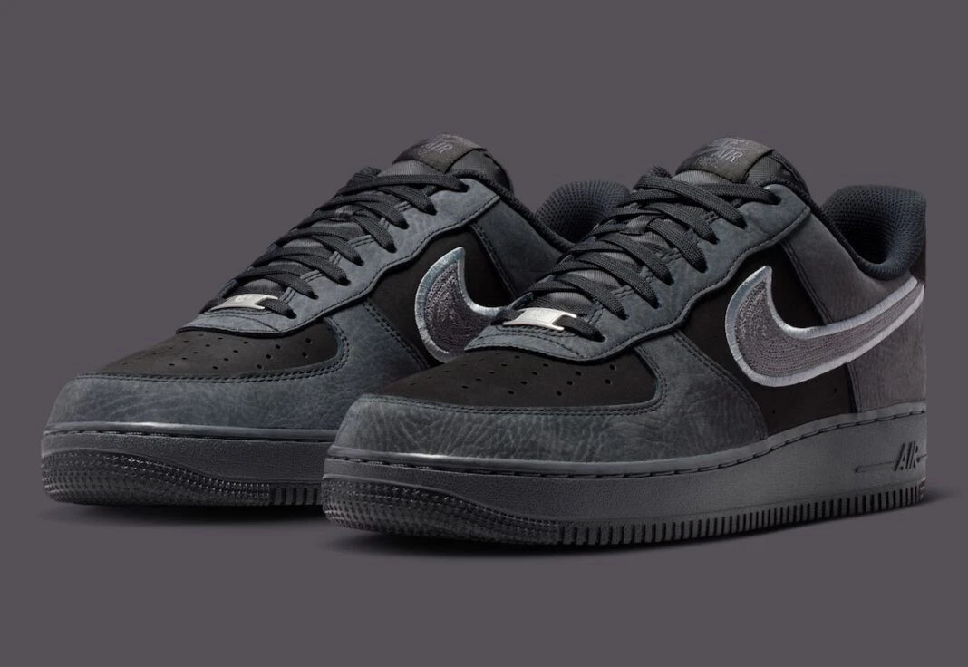 Nike Air Force 1 Low '07 Black for Sale | Authenticity Guaranteed