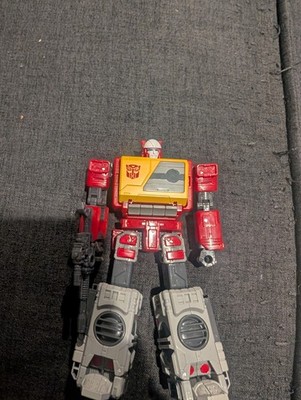 Hasbro Transformers Studio Series 86-25 Voyager Autobot Blaster no taow