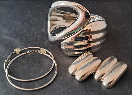 Vintage Costume Jewelry Lot Polished Silver Tone Bigy Clamper Bracelet Earrings