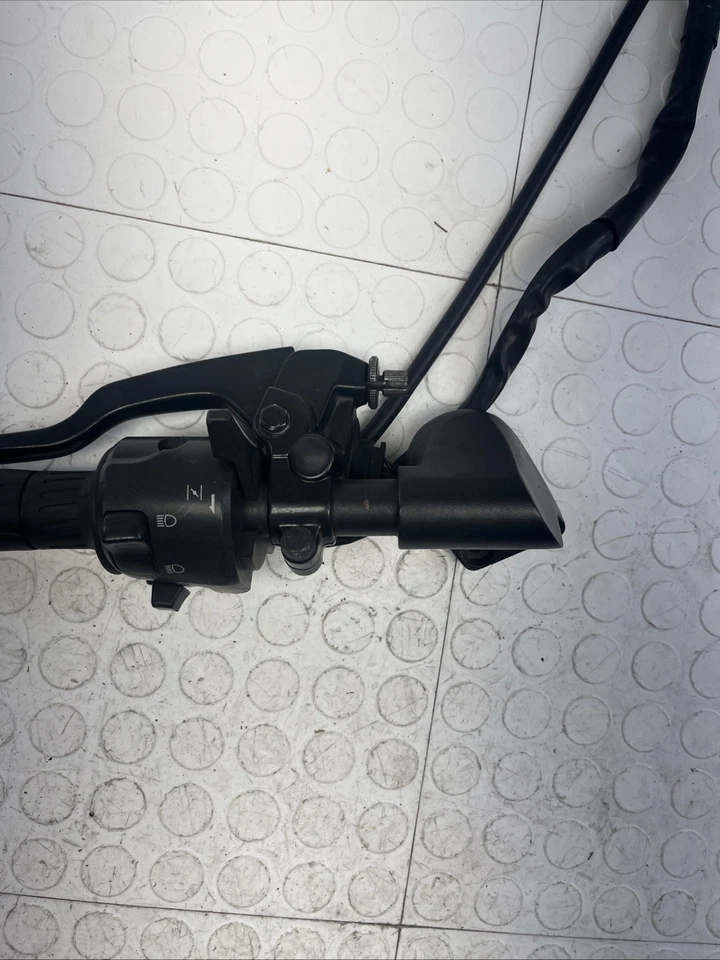 KAWASAKI NINJA 250 250R EX250 2008-2012 cilindro maestro pinza de freno delantera OEM Foto 4 de 4