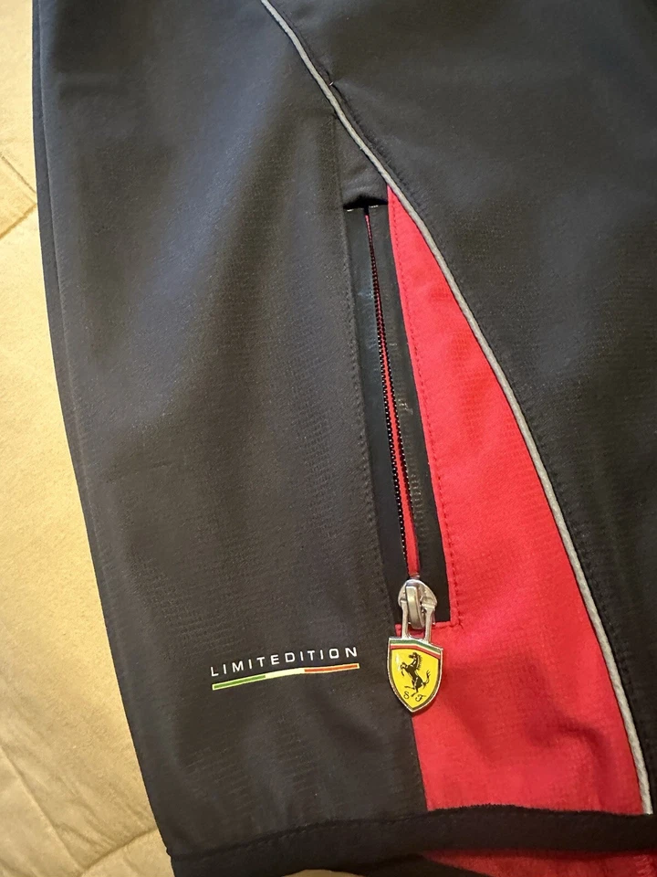 Ferrari ARP TECH Vest Scudetto Roma Black Small New Tags Limited Edition Rare - Image 4 of 4