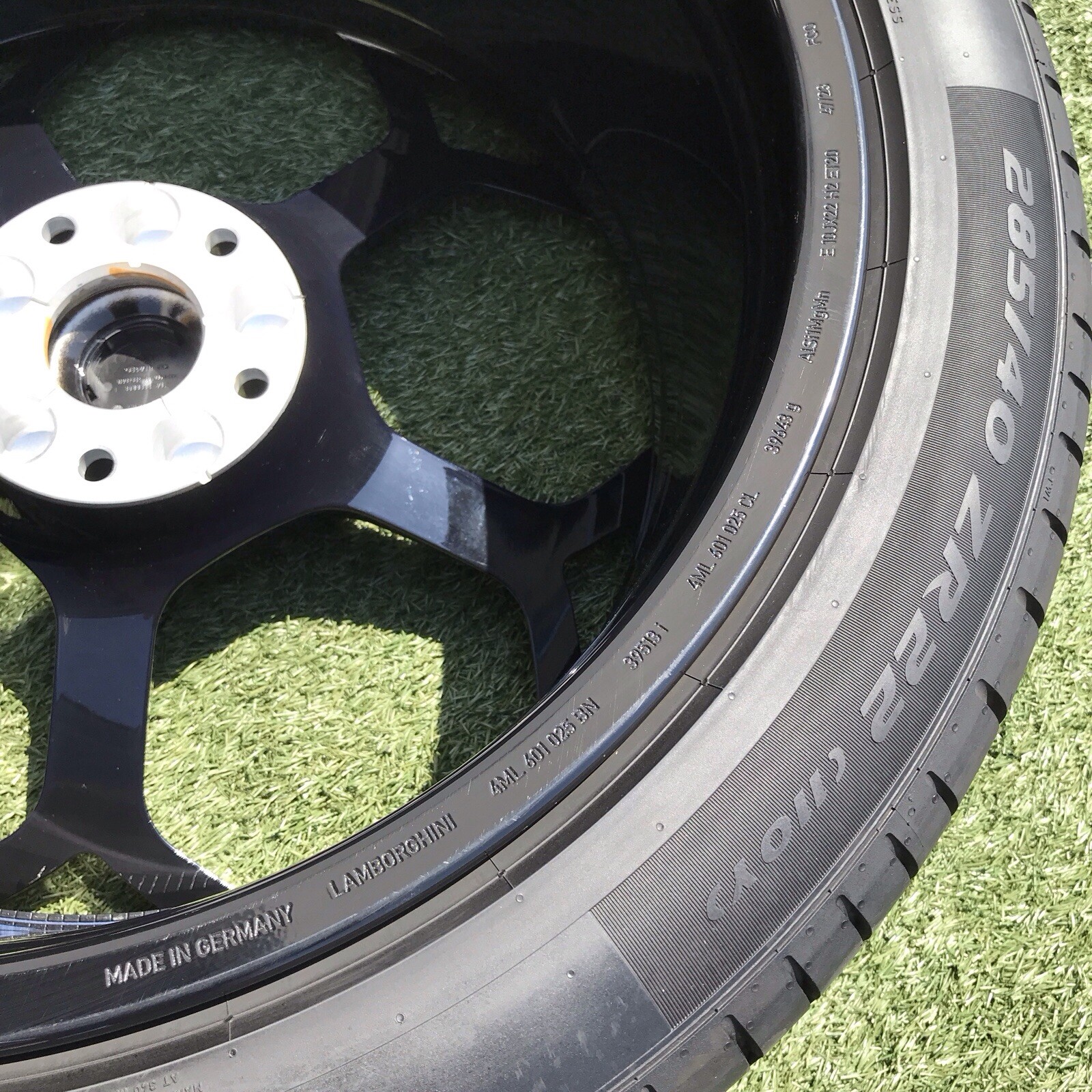 22 LAMBORGHINI PERFORMANTE 2024 RIMS TIRES URUS WHEELS BLACK