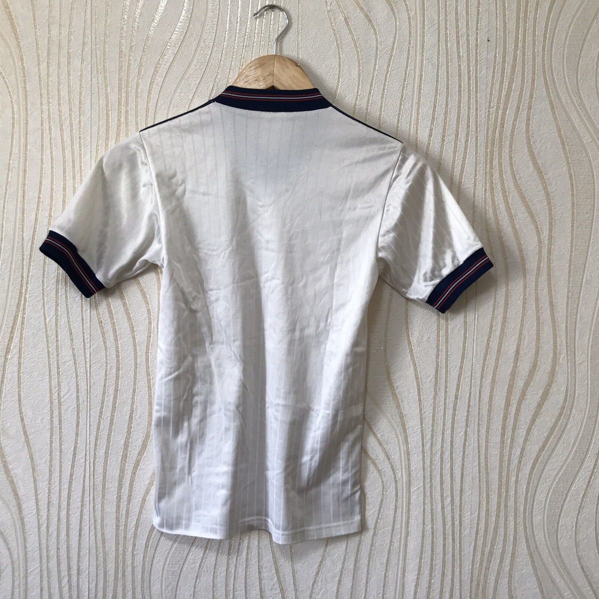 ENGLAND 1984 1987 HOME FOOTBALL SHIRT SOCCER JERSEY UMBRO ENGLAND 1984 1987 HOME FOOTBALL SHIRT SOCCER JERSEY UMBRO