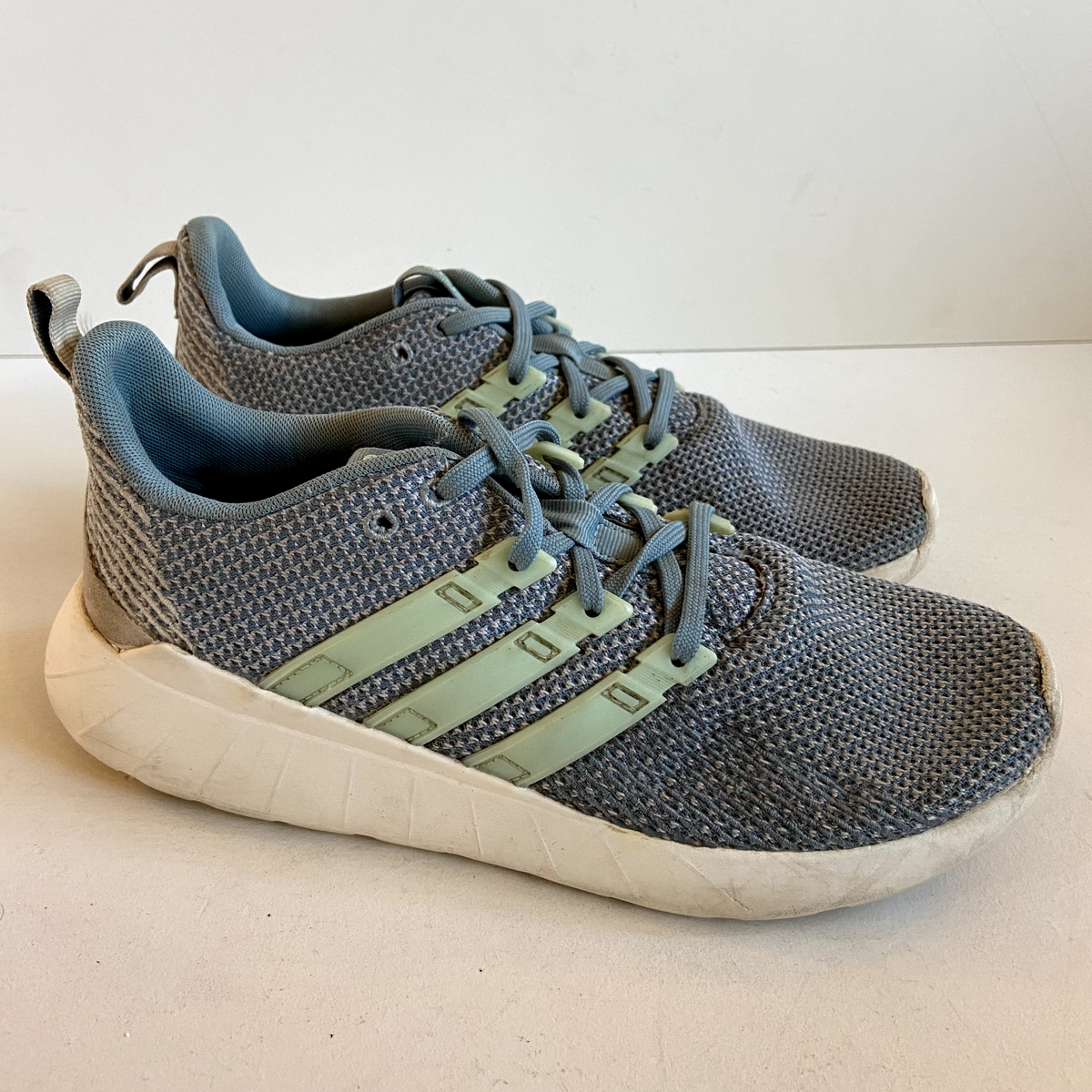 Adidas Womens Sneakers Size Athletic Running Shoes Green PWI 001001  Lace Up