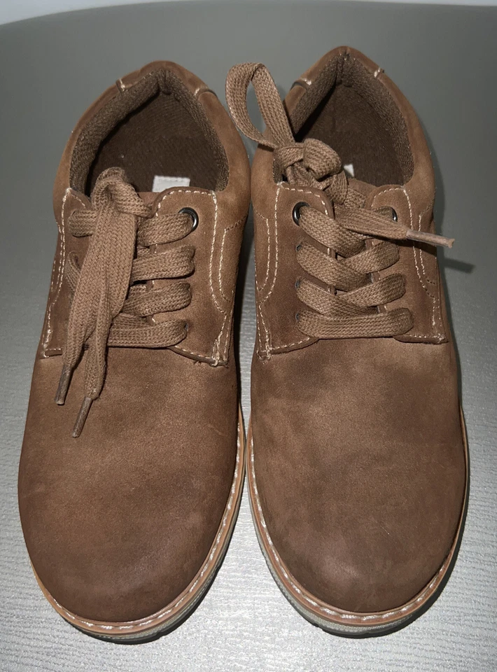 Zapatos sin cordones Madison Avenue Big Boys talla 13M marrón (usados en excelente estado) Foto 2 de 4