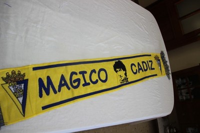 BUFANDA DE FUTBOL Del Cadiz C.f. Magico Cadiz Ni La Muerte Nos Va A Separar EUR 19,95 - ES