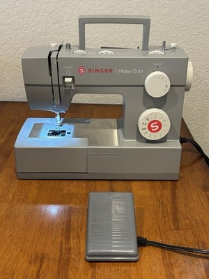 Singer 4411 Heavy Duty Sewing Machine Gray 11 Stitches High Speed W/Pedal WORKS
