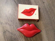 Vintage Avon Avon Kiss'n Makeup Lip Gloss Compact W/Box - Original Owner