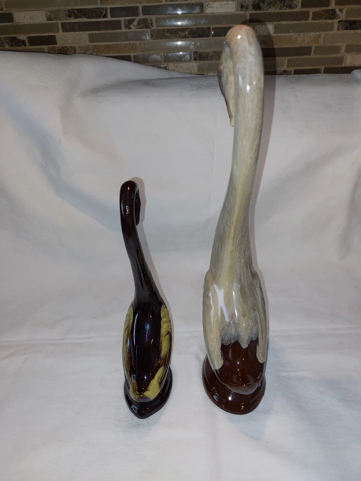 2 Rare Vtg Canadian Art Pottery Long Neck Swan Egret Figurines Unique Colors VGC - Image 4 of 4